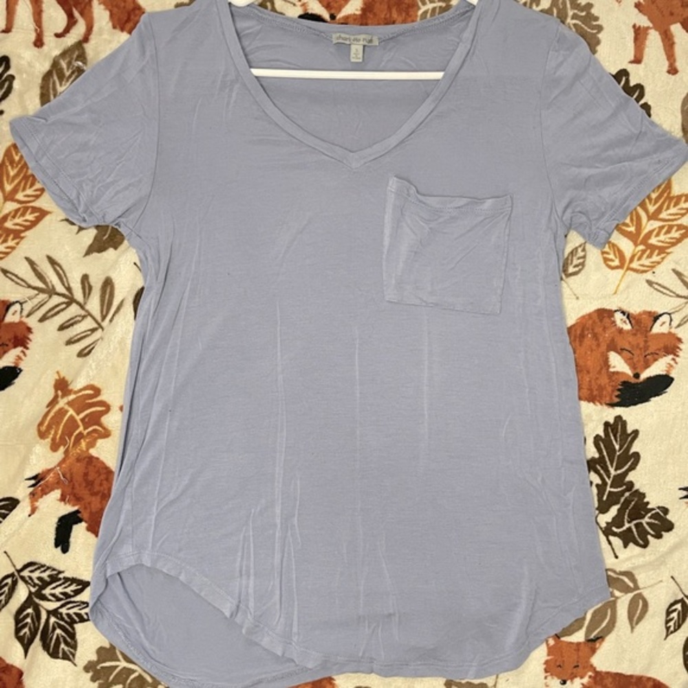 Charlotte Russe Purple‎ V-Neck T-Shirt